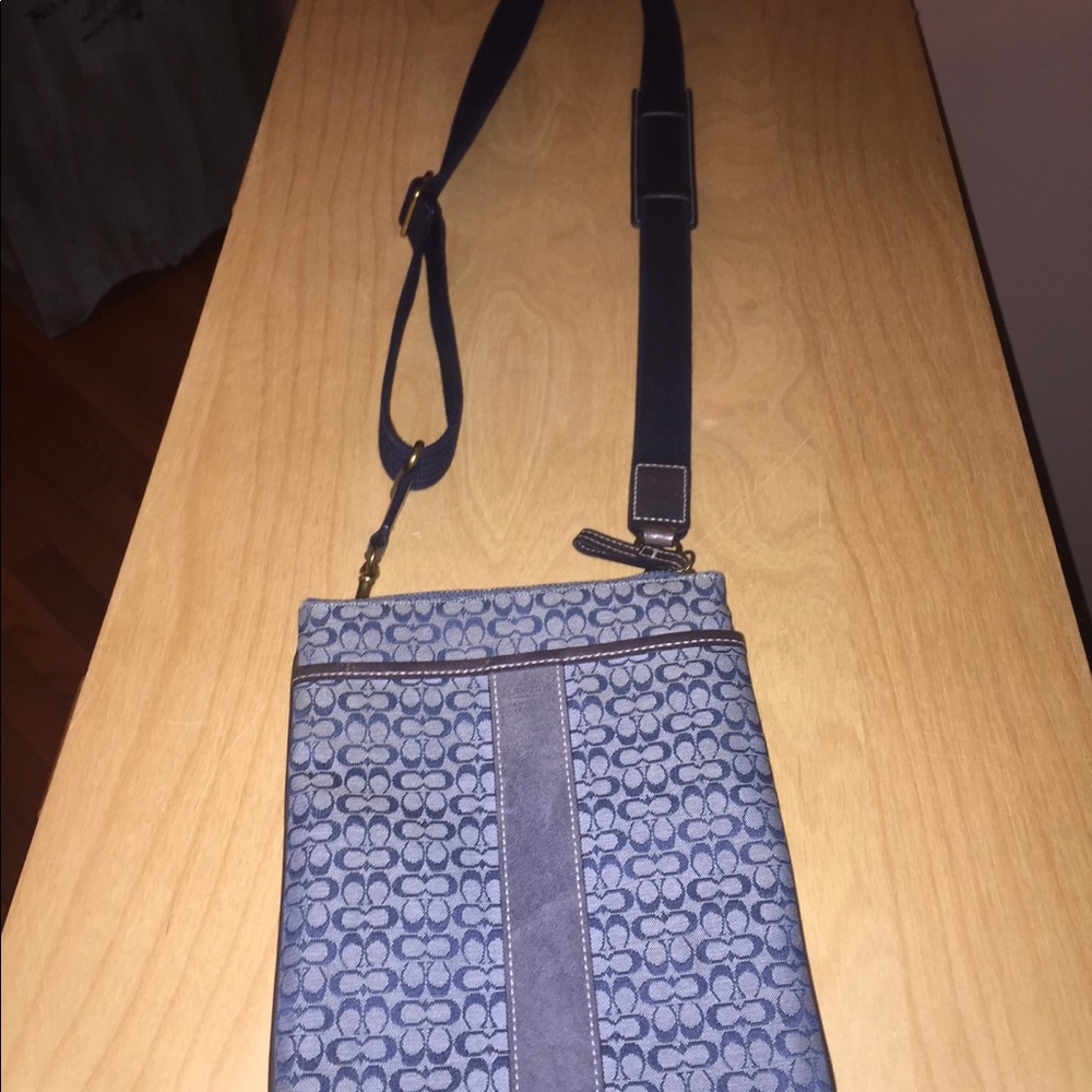 Authentic Coach crossbody / swingpack